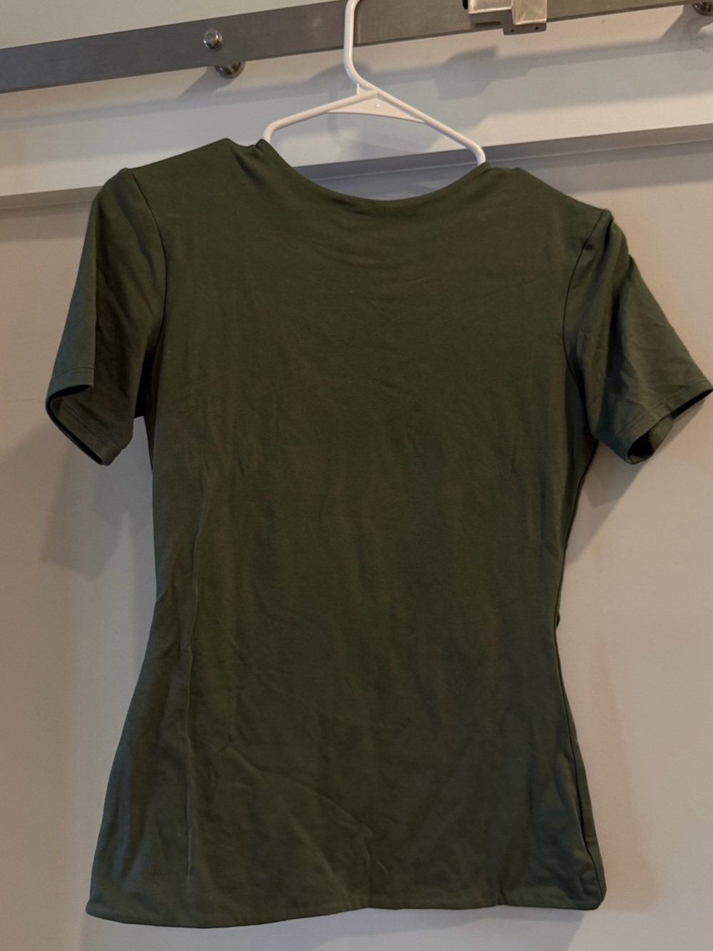 My Outfit Online Sage Green Fitted Top Size Large